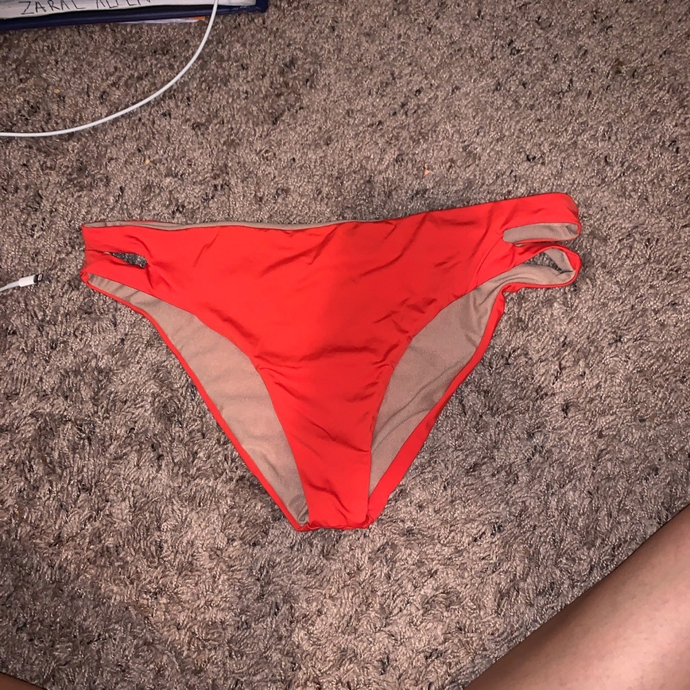 bikini bottoms 🍑